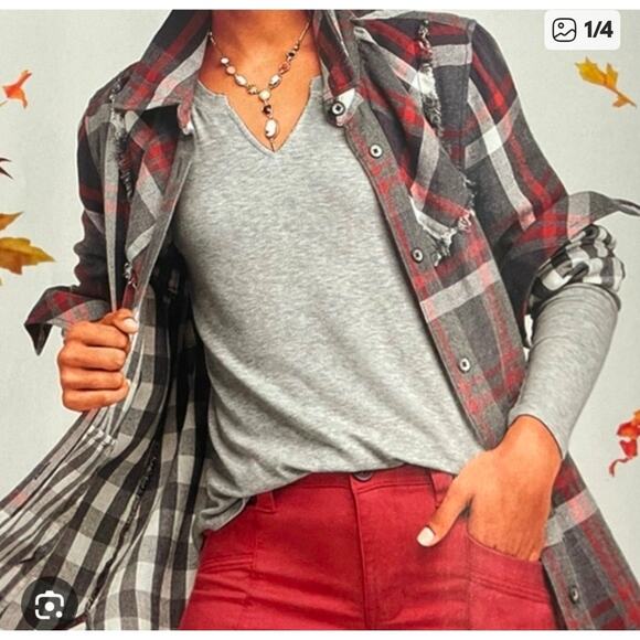 Cabi Womens Large Gray Ribbed Simple Tee Long Sleeve V Neck Stretch Top 4196 - Picture 2 of 7